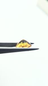 พลอยซิทรินสีเหลืองธรรมชาติขนาด 10 มม. รูปทรงคุชชั่น เจียระไนแบบเหลี่ยม ขายส่งราคาโรงงาน สำหรับทำเครื่องประดับ - Product Image 3