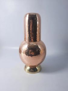 Jarra de Cobre de Alta Calidad con Tapa, Diseño Clásico, Gran Capacidad, Beneficios Antimicrobianos para el Hogar y Viajes - Product Image 4