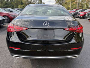 Mercedes-Benz Classe C C 300 d'occasion en excellent état, modèle 2025 - Product Image 2