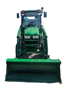 Tracteur utilitaire compact 2022 en bon état, équipement agricole diesel, à vendre en bon état et prêt à rouler - Product Image 3