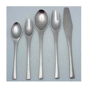 Ensemble de couverts en acier inoxydable Simplicity de designer Poignée plaquée argent unique pour ustensiles de cuisine - Product Image 1