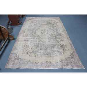 Alfombra Turca de 5.4x9 pies, Alfombra Grande Vintage, Alfombra de Lana con Estampado Animal en Gris - Product Image 1