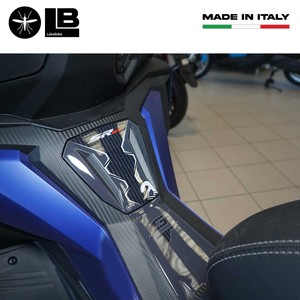 Autocollants de protection 3D pour portes et repose-pieds de moto compatibles avec Aprilia SR GT 125 et 200 - Product Image 3