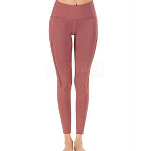 En stock Legging de yoga de qualité supérieure pour femmes Legging de yoga au design unique Legging de yoga pour femmes de qualité supérieure fabriqué dans la meilleure qualité - Product Image 3