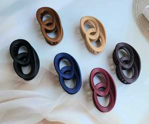 Pinza de Pelo Extra Grande con Agarre Súper Fuerte para Cabello Rizado, Ondulado y Liso con Mayor Sujeción para Uso en la Oficina y Casual - Product Image 4