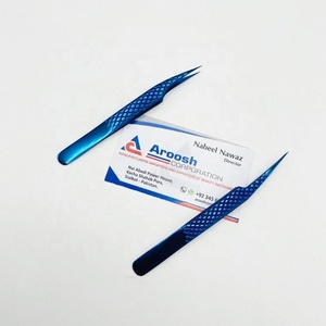 Pince à épiler à isolation plasma bleue en gros avec logo personnalisé pince à épiler à extension de cils en acier inoxydable massif avec prise en diamant - Product Image 3