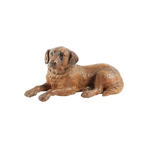 Estatua de madera de un perro modelo relajante sentado tallado a mano por un artista de Jepara Indonesia - Product Image 1