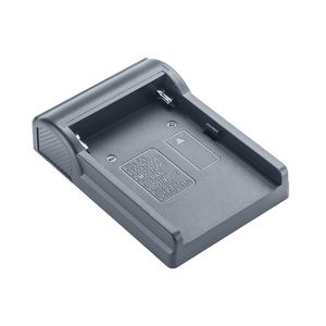 Appareil photo numérique hybride A7 III avec objectif 28-70 mm, moniteur vidéo 7 pouces, carte SD 64 Go, batterie supplémentaire et sac double - Excellent état (d'occasion) - Product Image 1