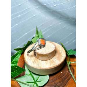 Peggy Skeets Spiny Oyster & Sterling Silver Fashion Cuff Bracelet - Product Image 2
