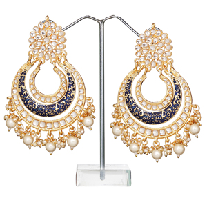 Boucles d'oreilles pendantes chandelier pour femme, plaqué or, ornées de perles, cristaux et strass, motif géométrique ethnique, base métallique durable - Product Image 3