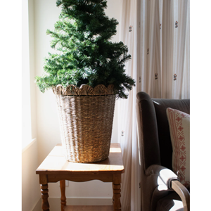 Cesta de mimbre natural tejida a mano con borde festoneado para árboles y flores, cesta decorativa de mimbre para el hogar, procedente de Vietnam. - Product Image 4