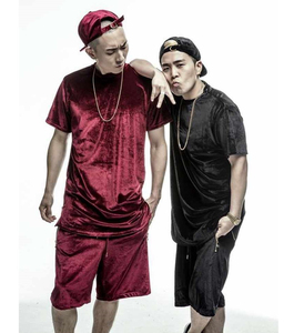 Camiseta de Mezclilla Unisex de Invierno con Diseño Bordado Personalizado, Cuello Redondo, Mangas Largas, Tejido Transpirable, Estilo Urbano - Product Image 1