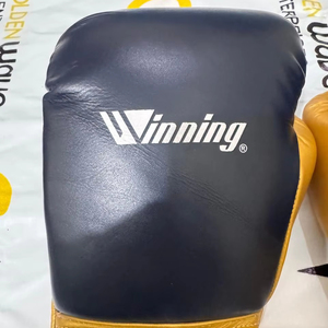 Gants de boxe gagnants de haute qualité or Top vente à lacets crochet et boucles combat en cuir véritable professionnel personnalisé Mma gants - Product Image 5