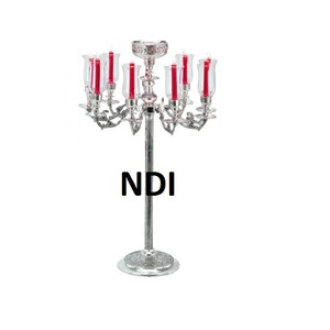 Bougeoir à 4 bras en métal et verre Article décoratif fait à la main pour la décoration de restaurant d'hôtel de mariage Finition nickelée - Product Image 2