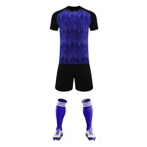 Conjuntos de uniformes de fútbol para hombres de alta calidad OEM, ropa deportiva de entrenamiento con diseño de sublimación de poliéster 100% transpirable - Product Image 2