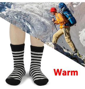 Chaussettes de cheville confortables pour hommes, douces, respirantes, durables, de haute qualité, écologiques, à séchage rapide, motif de dessin animé, pour un usage quotidien en hiver - Product Image 5