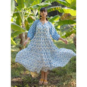 Solid V-neck <b>Spaghetti</b> <b>Strap</b> Comfort-Fit Floor-Length Cotton Maxi Dress for Casual Beach Days - Product Image 3