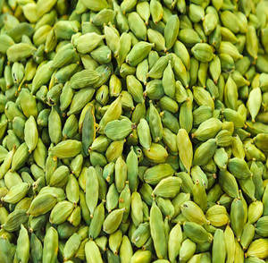 CARDAMOMO VERDE FRESCO DE KERALA DE PRIMERA CALIDAD, TAMAÑO 7.5MM, RADIANCE GLOBAL, 12 MESES DE VIDA ÚTIL, EN VENTA por EXPORTADORES DE LA INDIA - Product Image 3