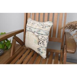 Almohada de lana de retazos Kilim de lujo 14x14 pulgadas rústico Vintage Floral y esponjoso patrón de plantas para técnica tejida de cocina - Product Image 3