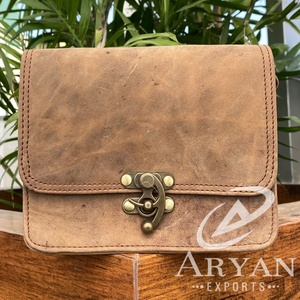 Nouveau mini sac à bandoulière en cuir pleine fleur de haute qualité de luxe fabricant personnalisé sacs à main classiques en cuir véritable vintage pour femmes - Product Image 1