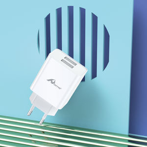 Adaptateur USB double 15W 3A TC-191 adaptateurs de puissance haute puissance blancs - Product Image 1