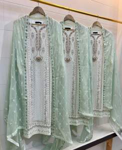 ชุดฟาร์ชี ซาลวาร์ แบบใหม่ พร้อมผ้าฝ้ายปักลายคามีซ ซาลวาร์ และผ้าคลุมไหล่แบบอิมบ์ ลอน - Product Image 4