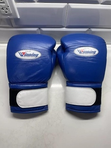 Guantes de Boxeo Profesionales de Cuero Originales Personalizados Winning, Cierre con Cordones, Azul, Blanco, Negro, Absorben la Humedad, Logotipo Personalizado - Product Image 4