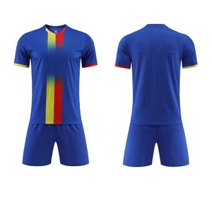 Conjunto de Uniforme de Fútbol de Calidad PK, Venta al Por Mayor de Fábrica, Uniformes de Fútbol Personalizados, Impresión Digital Premium, Transpirable, Secado Rápido, Pantalones Cortos de Verano - Product Image 3