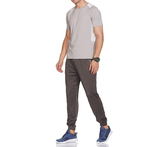 Venta al por mayor de ropa deportiva en blanco informal de algodón orgánico bajo MOQ ropa de gimnasio cuello redondeado Camiseta deportiva para hombre - Product Image 2