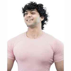 T-shirt de sport à manches courtes pour homme, personnalisé, imprimé, de haute qualité, en gros, à séchage rapide, pour la salle de sport - Product Image 4