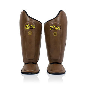 Protège-tibias d'entraînement de kick-boxing Fairtex personnalisé, équipement d'exercice MMA, équipement de protection corporelle, protège-tibias de Muay Thai, protège-tibias de boxe - Product Image 1