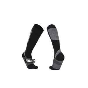 ถุงเท้าฟุตบอล Gaelic แบบแห้งเร็วผลิตจากโรงงานป้องกันแบคทีเรีย OEM ป้องกันการลื่นสำหรับทีมกีฬา - Product Image 3