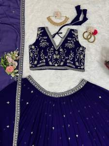 Faux Georgette hilo pesado con trabajo de bordado de secuencia Lehenga y Choli con borde de encaje de cuatro lados listo para usar Dupatta - Product Image 6