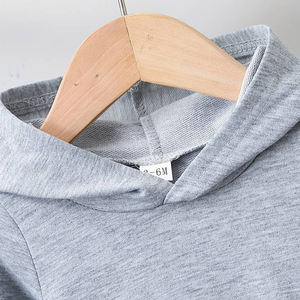 Conjunto Deportivo de Dos Piezas para Niñas, Personalizable de Alta Calidad, Transpirable, Informal, con Estampado de Dibujos Animados, Algodón/Poliéster, Logotipo Personalizado - Product Image 3