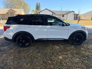 Ford Explorer 2024 USADO EN EXCELENTES CONDICIONES - Product Image 2