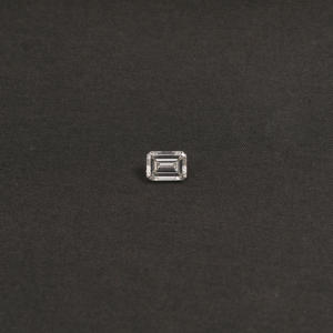 2.5 Carat CT Lab Grown Emerald Cut Diamond CVD EF Certified Loose Stone Certificate for Jewelry Making - Product Image 1