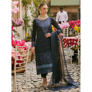Conjunto de 3 piezas bordado para mujer Mahnur con dupatta de malla Khaddi y pantalón - BIC-4738 - Product Image 6