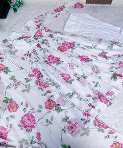 Las mujeres indias usan Banarasi seda Dupatta Diseñador gasa Impresión digital vestido de trabajo parte inferior con dupatta aprty desgaste ropa al por mayor precio - Product Image 3