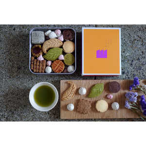 Précommande : Coffret Cadeau Thé Japonais 6 Types en Boîte à Biscuits Mignonne – Confiserie Sans Gluten Yamashina Tea Factory X Sanji Rice Flour - Product Image 1
