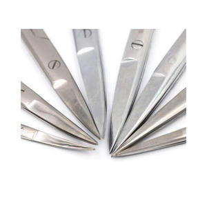 Tijeras Quirúrgicas Veterinarias MEDZORA SURGICAL de Acero Inoxidable con Punta Recta, Instrumentos Manuales de Alta Demanda - Product Image 4