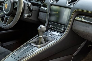 Porsche 718 Cayman GT4 2021 IMPECABLE, Transmisión Manual de 6 Velocidades, Listo para Entrega - Product Image 5