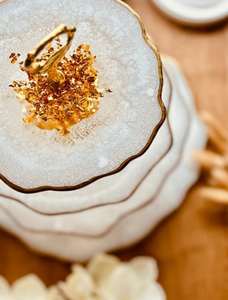 แท่นวางเค้กศิลปะทำจากเรซินอีพ็อกซี่ทำด้วยมือที่เป็นมิตรต่อสิ่งแวดล้อมสำหรับบ้านและร้านอาหาร - Product Image 5