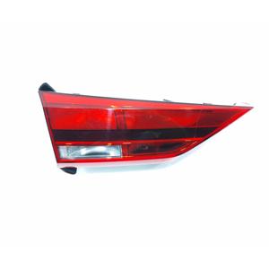 FEU STOP ARRIÈRE GAUCHE INTEGRÉ À LA PORTE AUDI Q3 Série (F3B) 83A945075 (18>) - Product Image 1
