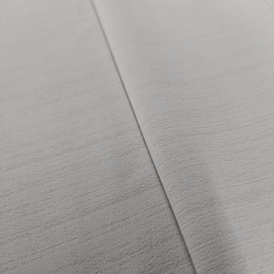 Tela cortavientos transpirable de alta calidad, Material de poliéster duradero de alta calidad para ropa de exterior, chaqueta, Proveedor de Ropa - Product Image 2