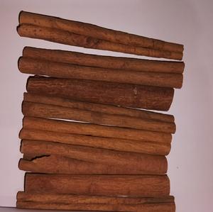 Ceylon Cinnamon sticks (เกรดพรีเมี่ยม) | เครื่องเทศอาหารที่ปลูกในป่าจากอินเดีย - Product Image 1