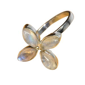 Pierre de lune arc-en-ciel Anneaux de pierres précieuses à la mode en argent sterling 925 Bague de fête de mariage certifiée IGI - Product Image 2