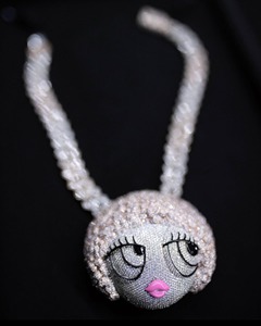 จี้ฮิปฮอป 3 มิติสั่งทำพิเศษ หรูหรา ชุบทองคำขาว เงินแท้ 925 ประดับเพชรโมอิสซาไนต์ VVS ระยิบระยับ พร้อมสลักชื่อส่วนตัว เป็นของขวัญ - Product Image 6