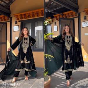 Impresionante Traje de Terciopelo de Invierno para Mujer, Terciopelo de Viscosa Pesada Pura con Bordado Enriquecido y Detalles de Lentejuelas, Ropa Festiva Perfecta - Product Image 1