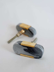 2024 personnalisé couleur résine acrylique bouton poignées carré Rectangle forme 3D modèle tiroir tirer perle résine carré Rectangle forme - Product Image 4