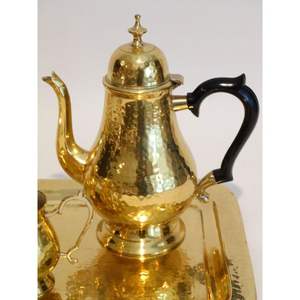 Théière et bouilloire en laiton au look antique de première qualité, idéales pour les accents de cuisine de luxe et les amateurs de décoration patrimoniale - Product Image 5